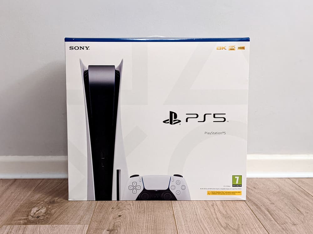 PS5 box