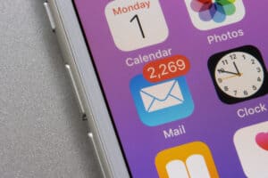 iPhone Mail App